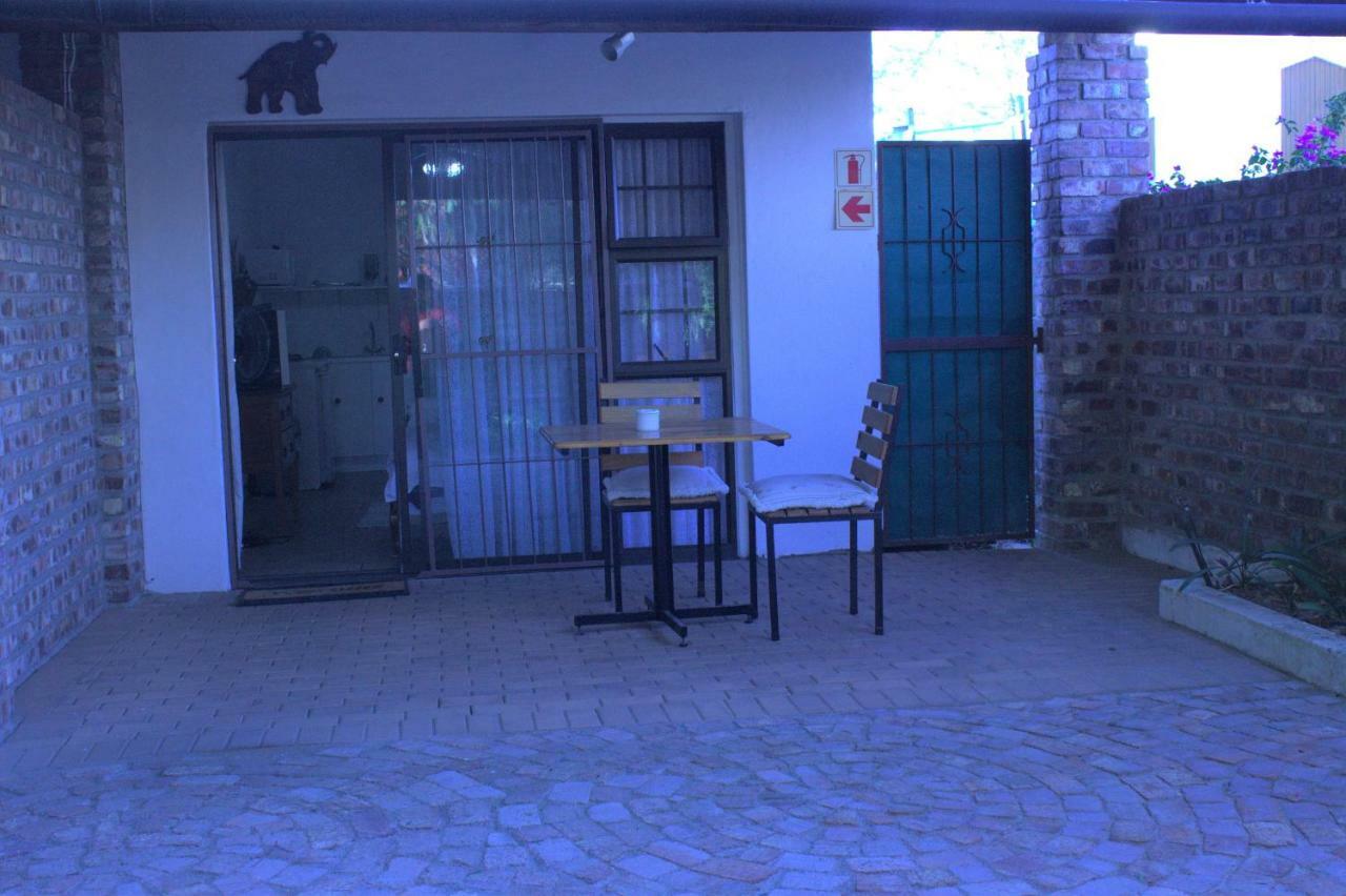Bisibee Guest House Oudtshoorn Εξωτερικό φωτογραφία
